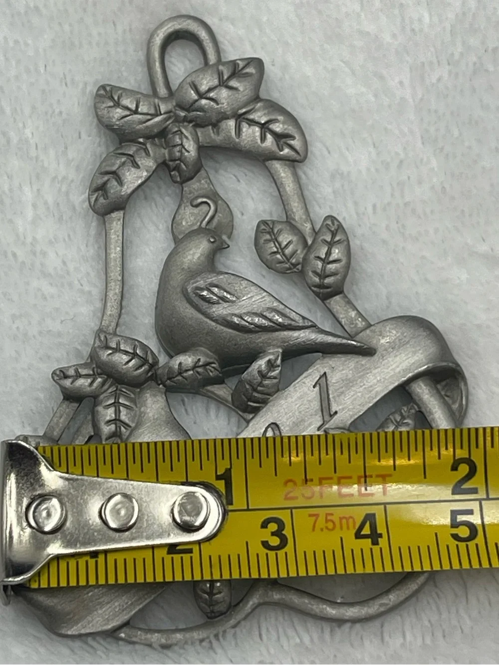 VTG Avon Annual Solid Pewter Ornament: Christmas “2001” Partridge in a Pear Tree